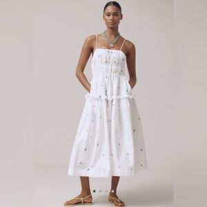 ❤️‍🔥Firm Price❤️‍🔥 En Saison Nellie sleeveless smocked midi dress